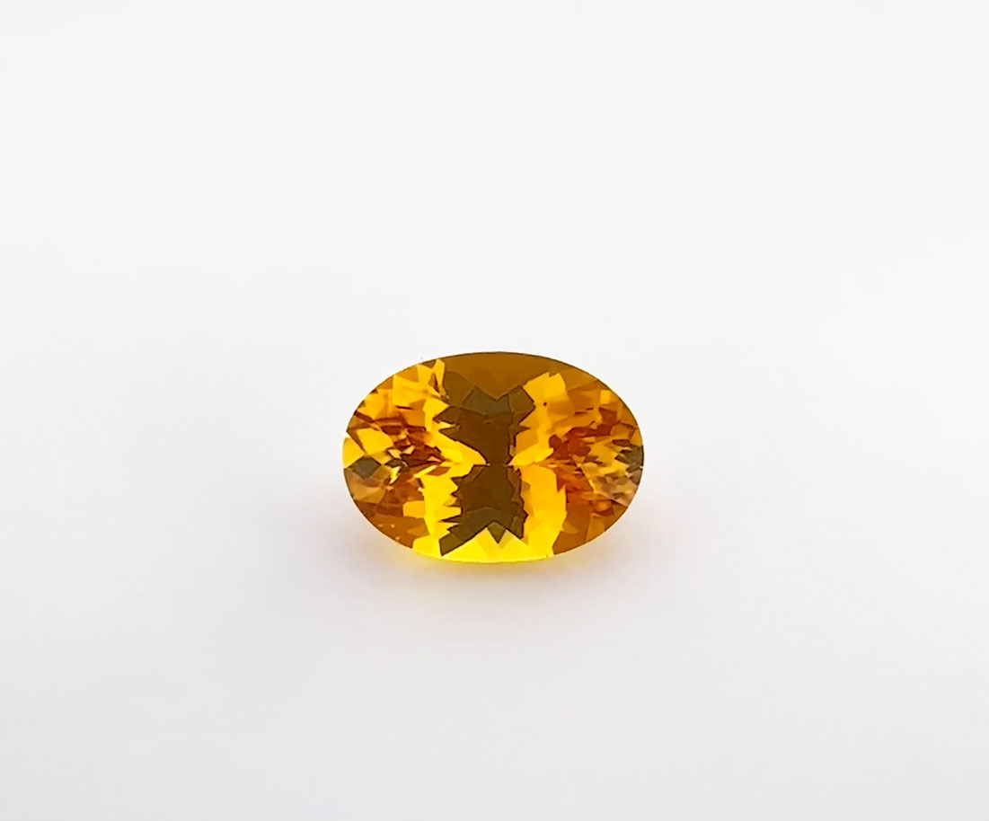 0.95 ct Ceylon Yellow Sapphire – Oval Cut, Certified Sri Lankan Gemstone