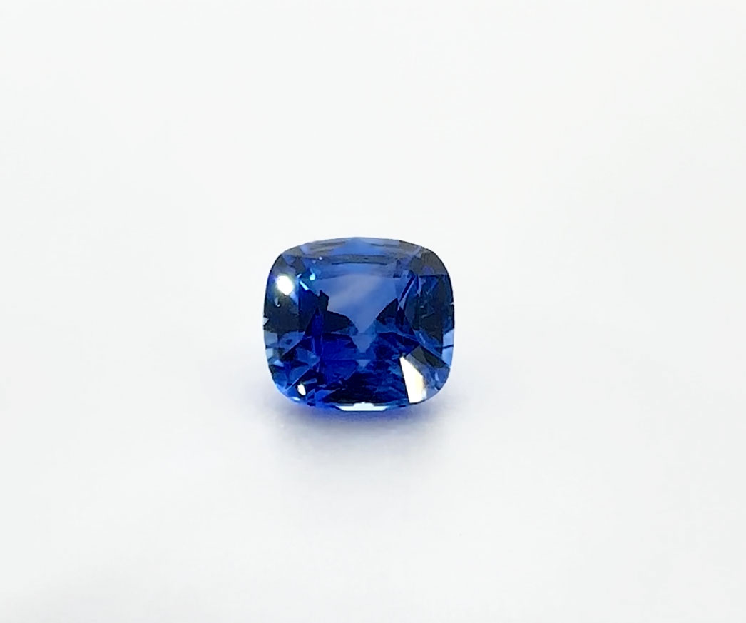 1.35 ct Ceylon Blue Sapphire – Cushion Cut, Heated, Certified Sri Lankan Gemstone