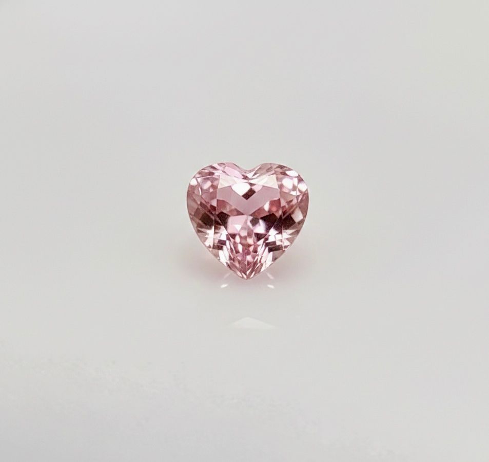 1 ct Ceylon Natural Padparadscha Sapphire – Cut, Certified Sri Lankan Gemstone